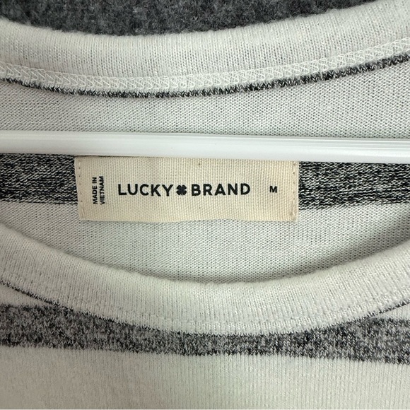 Lucky Brand New Women Gray and White Striped Sweater Sz M - Picture 3 of 8